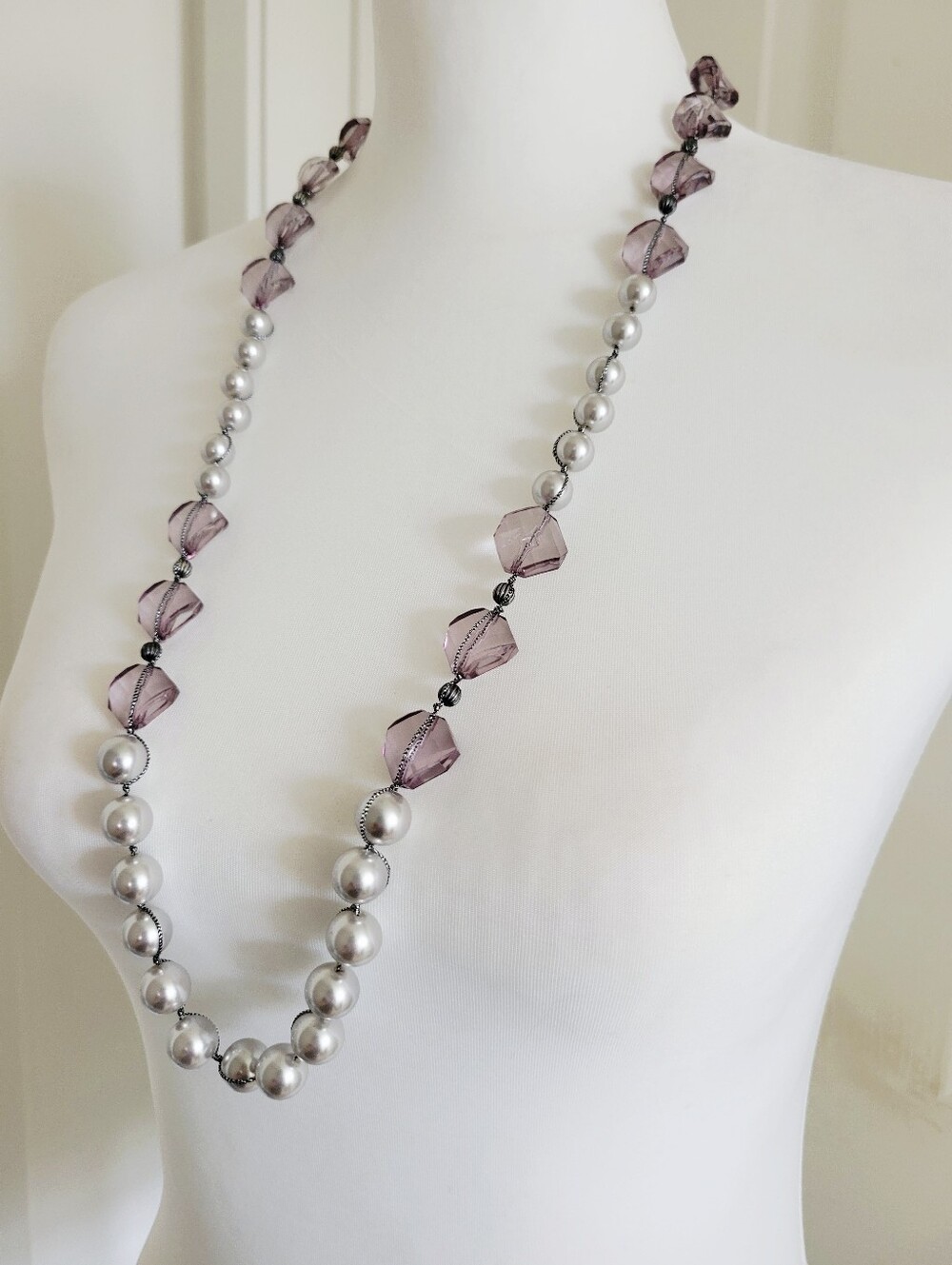 LOFT | Long Elegant Silver Tone Lavender Crystal & Faux Pearl Necklace - Picture 6 of 9